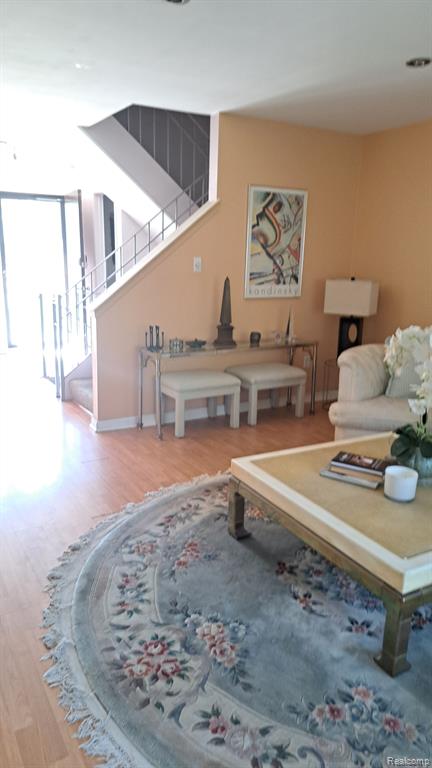1 W WILLIAMSBURG TOWNE Street E, Southfield, MI 48075 — Photo 6