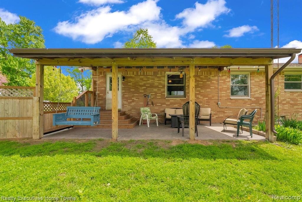 5011 STATE Road, Fort Gratiot, MI 48059 — Photo 44