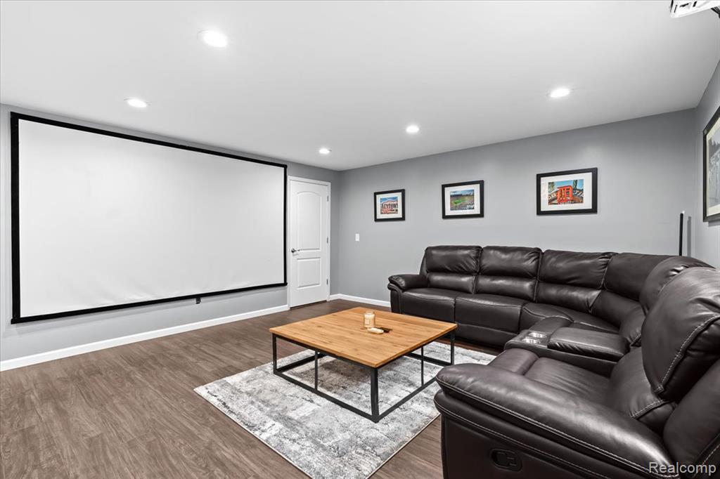 3537 Amber Oaks Drive, Howell, MI 48855 — Photo 20