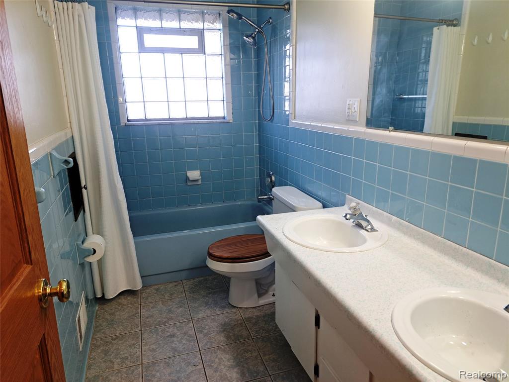 4061 Stanley Avenue, Allen Park, MI 48101 — Photo 12