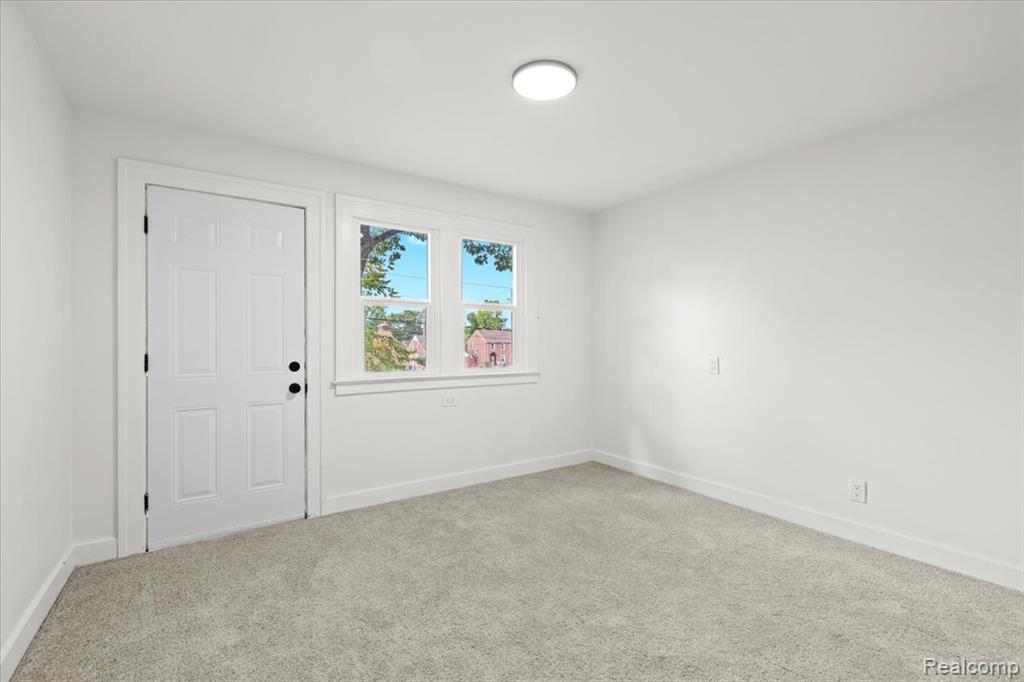 5307 Three Mile Drive, Detroit, MI 48224 — Photo 28