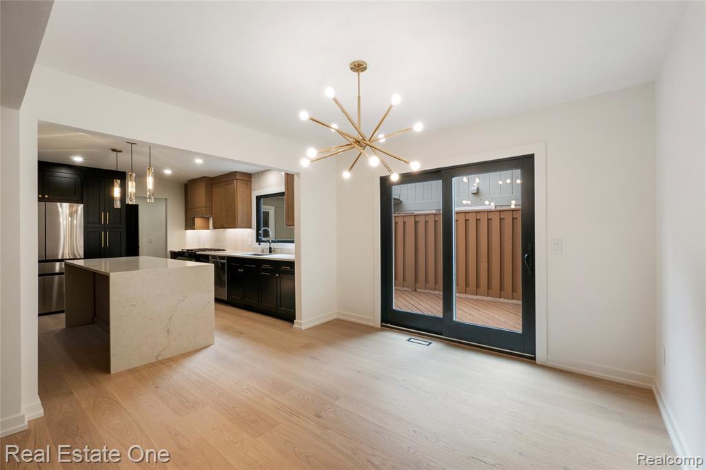 5584 N Adams Way, Bloomfield Hills, MI 48302 — Photo 23