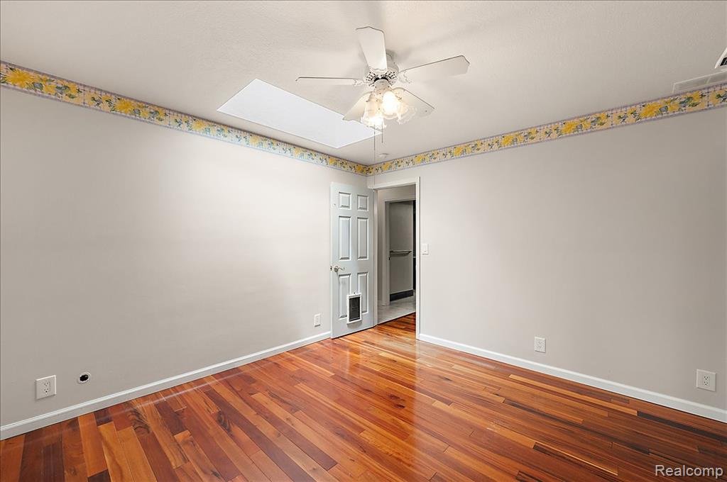 13358 Laplaisance Woods Street, La Salle, MI — Photo 25