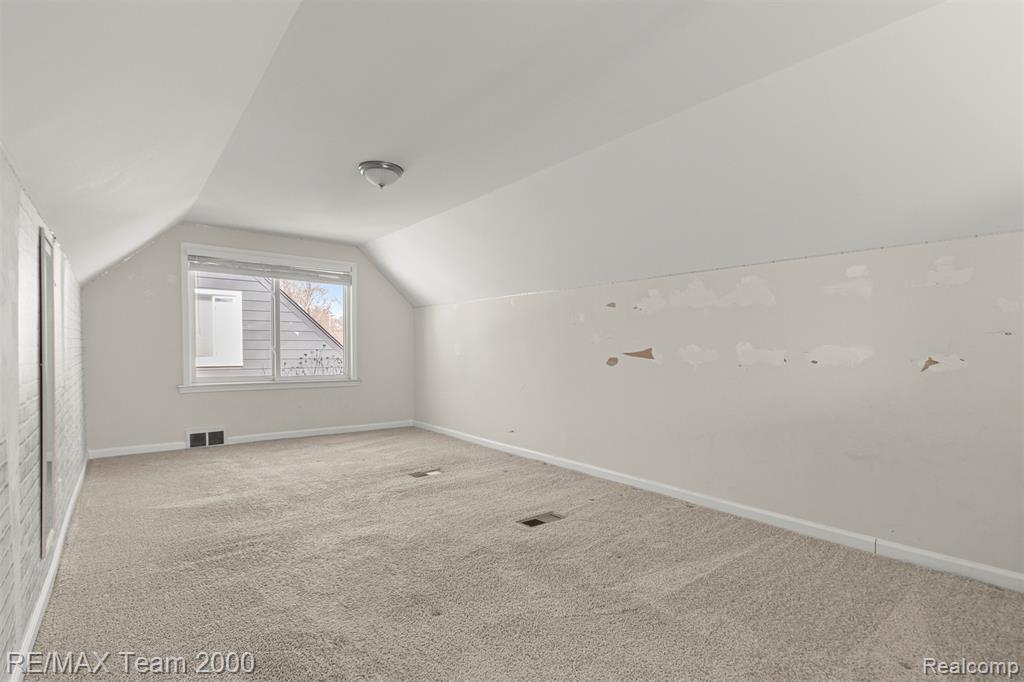 2076 Thomas Avenue, Berkley, MI 48072 — Photo 39