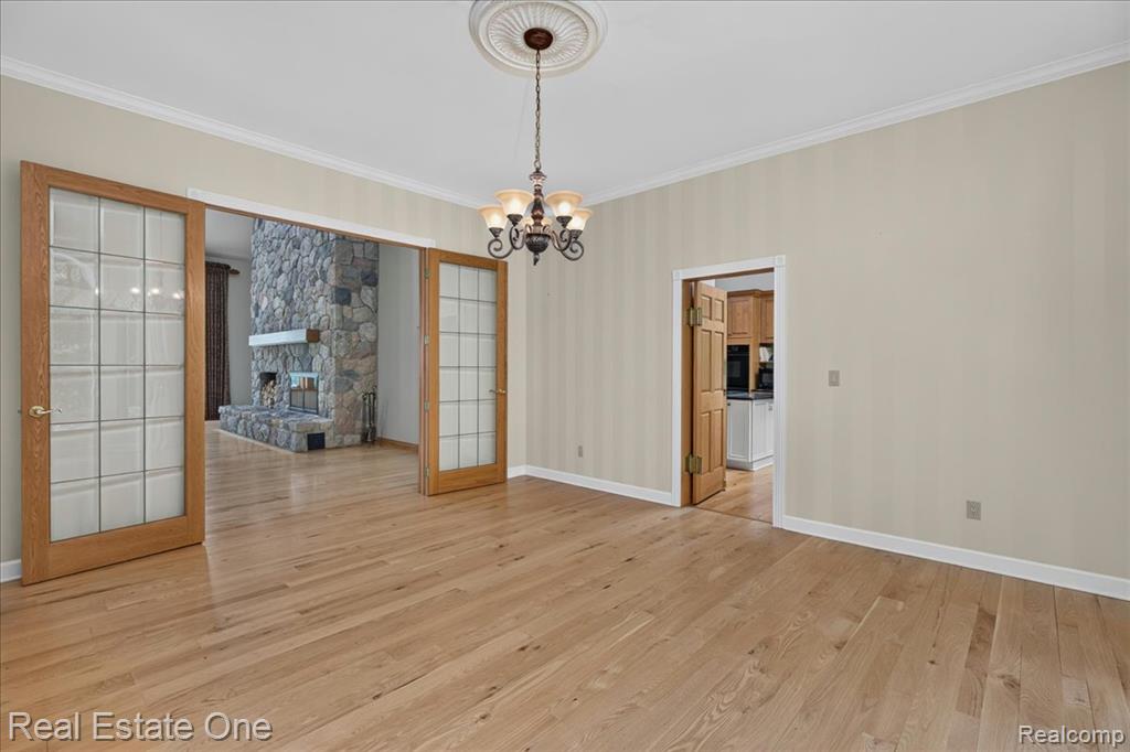 425 Courtney Road, Leonard, MI 48367 — Photo 17