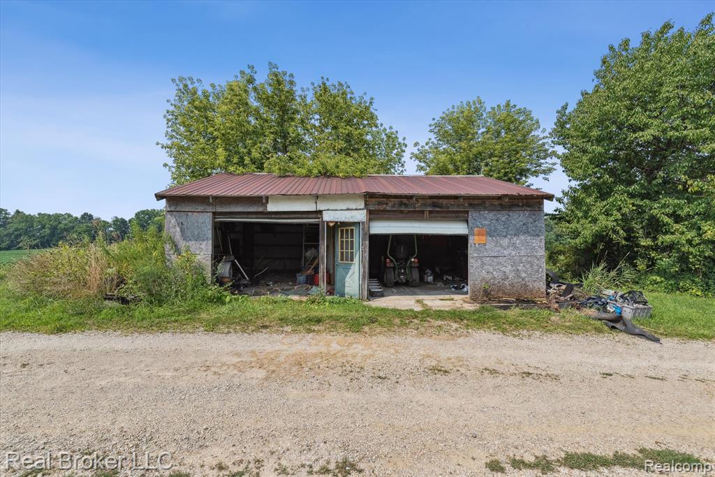 1351 Taylor Road, Tecumseh, MI 49286 — Photo 39