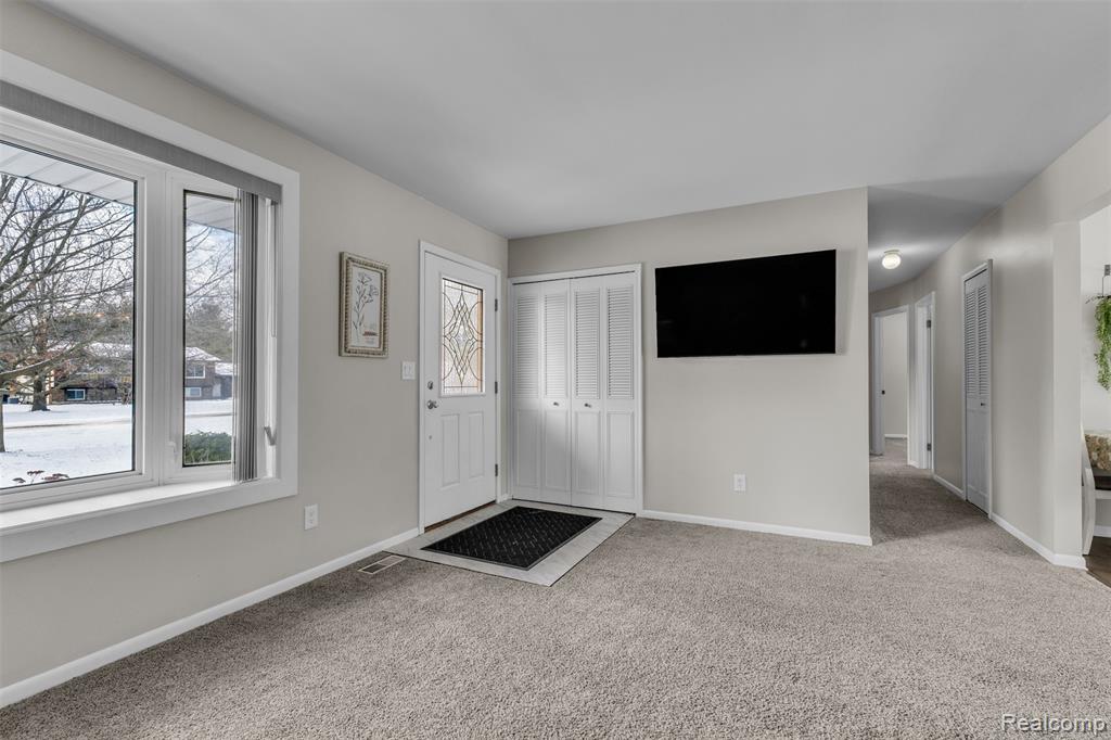 166 Crooked Limb Drive, Lapeer, MI 48446 — Photo 6