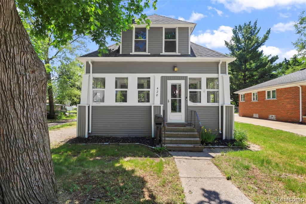 428 Bauman Avenue, Commerce Twp, MI — front exterior