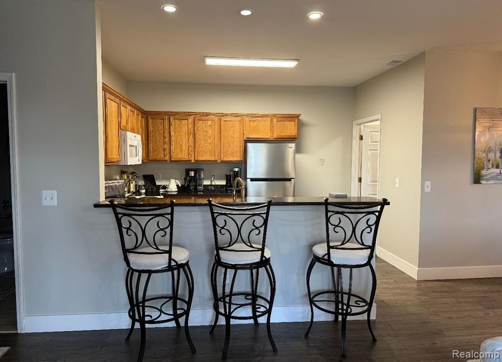 5733 TWIN OAKS Drive, Sterling Heights, MI 48314 — Photo 10