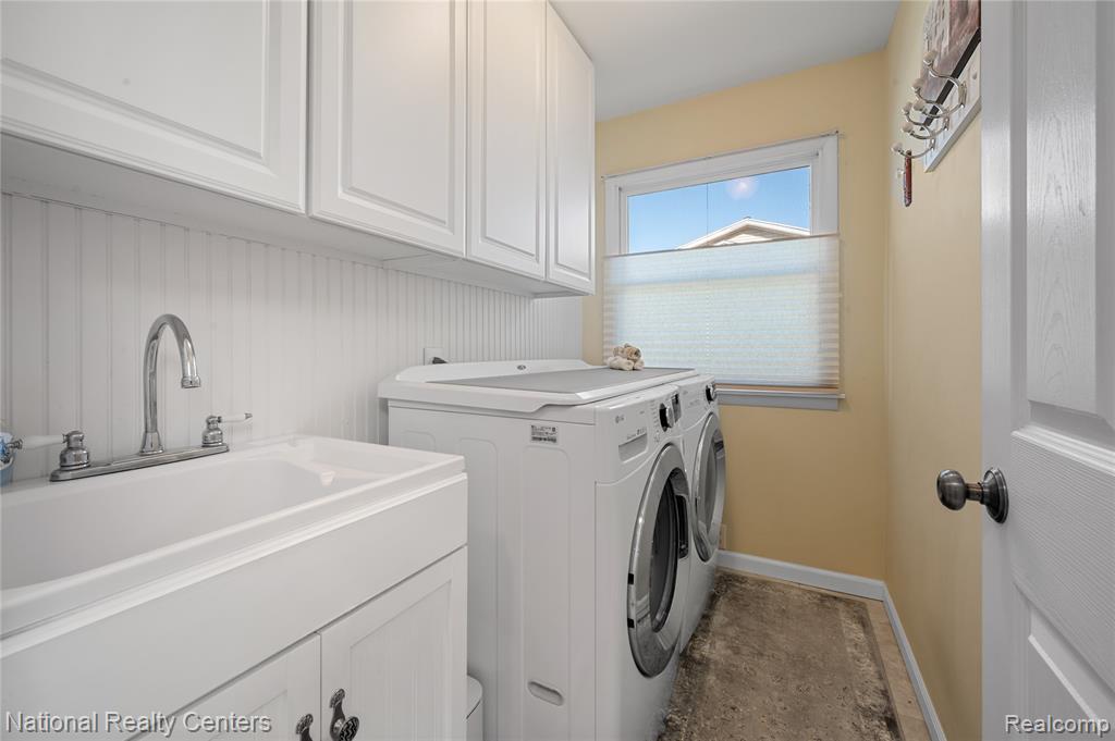 16 Lakeridge Drive, Adrian, MI 49221 — Photo 18