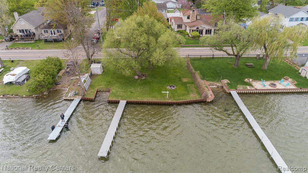 903 S. Lake Drive, Novi, MI — Photo 15