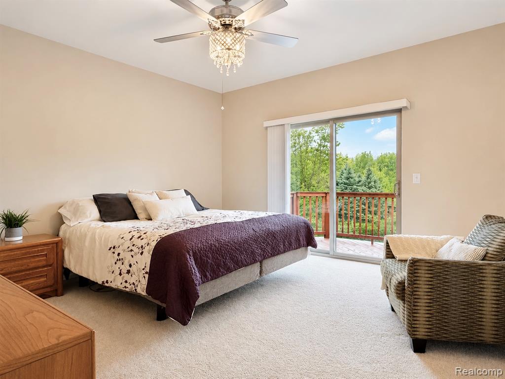 4438 Thornhill Drive, Auburn Hills, MI 48326 — Photo 19