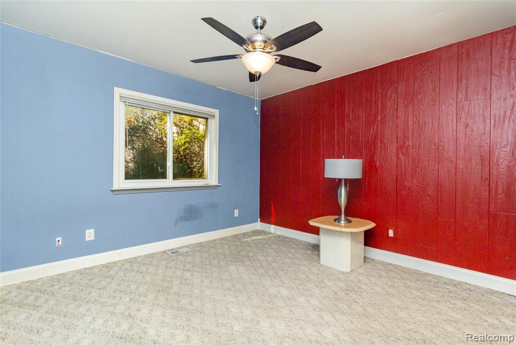 18453 Pellett Court, Fenton, MI 48430 — Photo 14