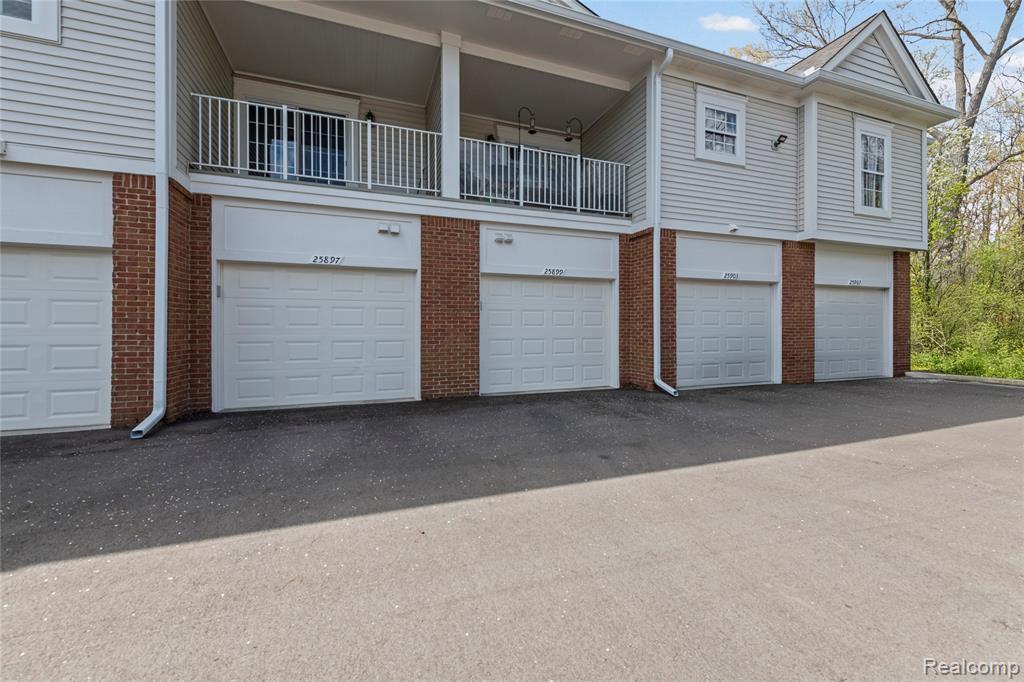 25899 Maritime Circle N, Harrison Township, MI — Photo 20
