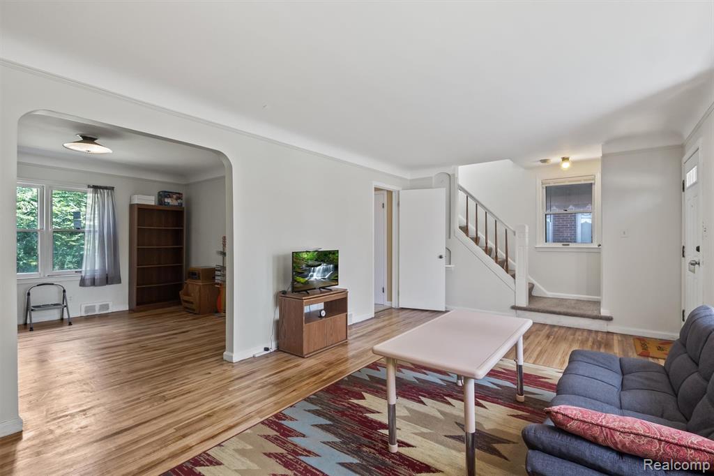 19250 Yonka Street, Detroit, MI 48234 — Photo 6