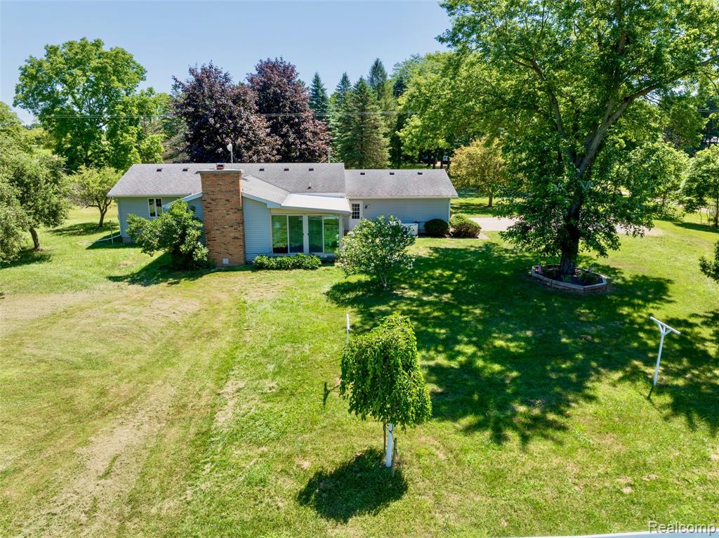 595 N Cedar Road, Fowlerville, MI 48836 — Photo 58