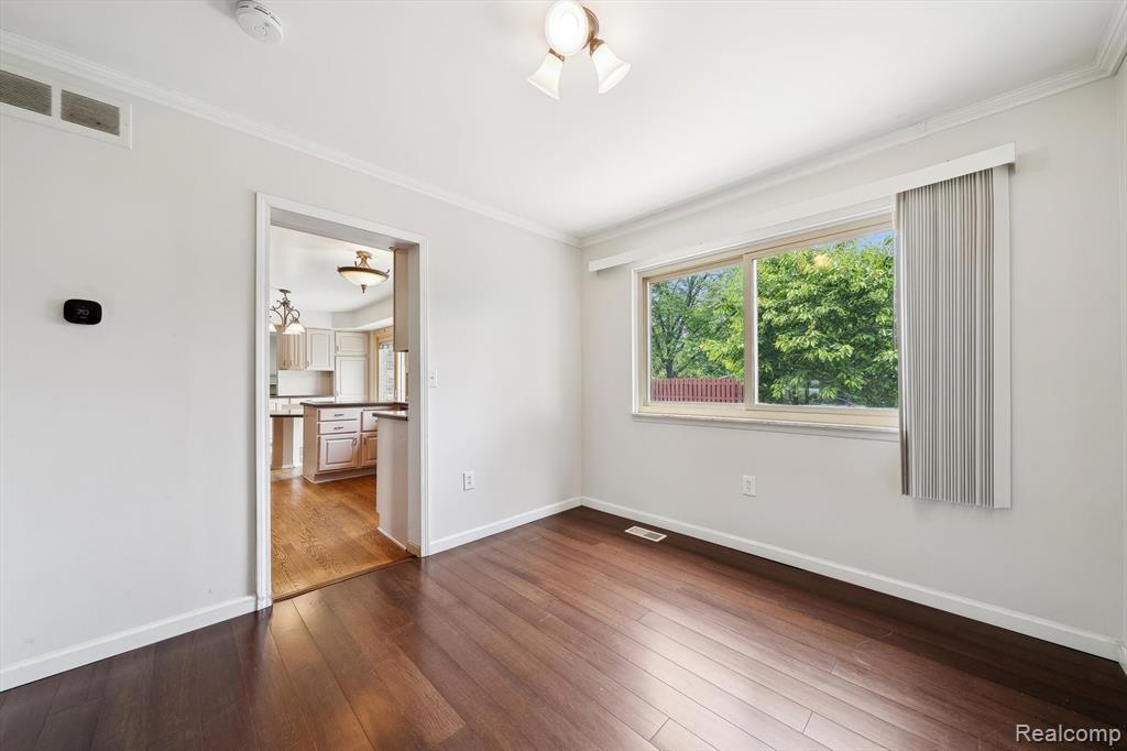 7302 PARKWAY Court, Canton, MI 48187 — Photo 12