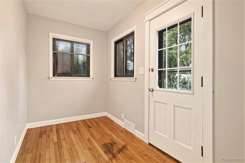 947 N Main Street, Clawson, MI — Photo 18