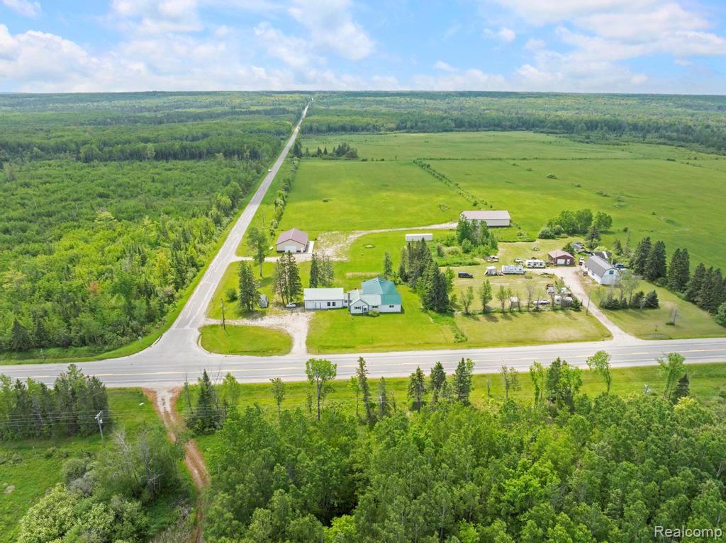 18031 State Highway M28, Newberry, MI 49868 — Photo 11