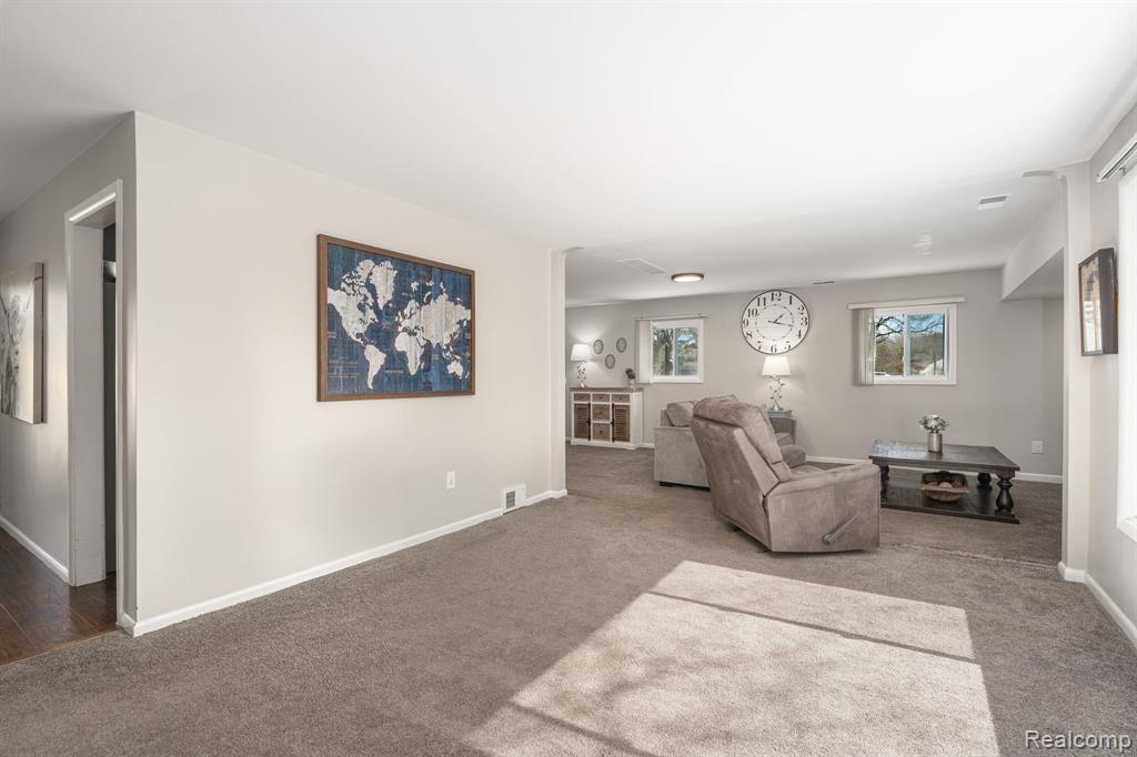 6460 Hermana Road, West Bloomfield, MI 48324 — Photo 8