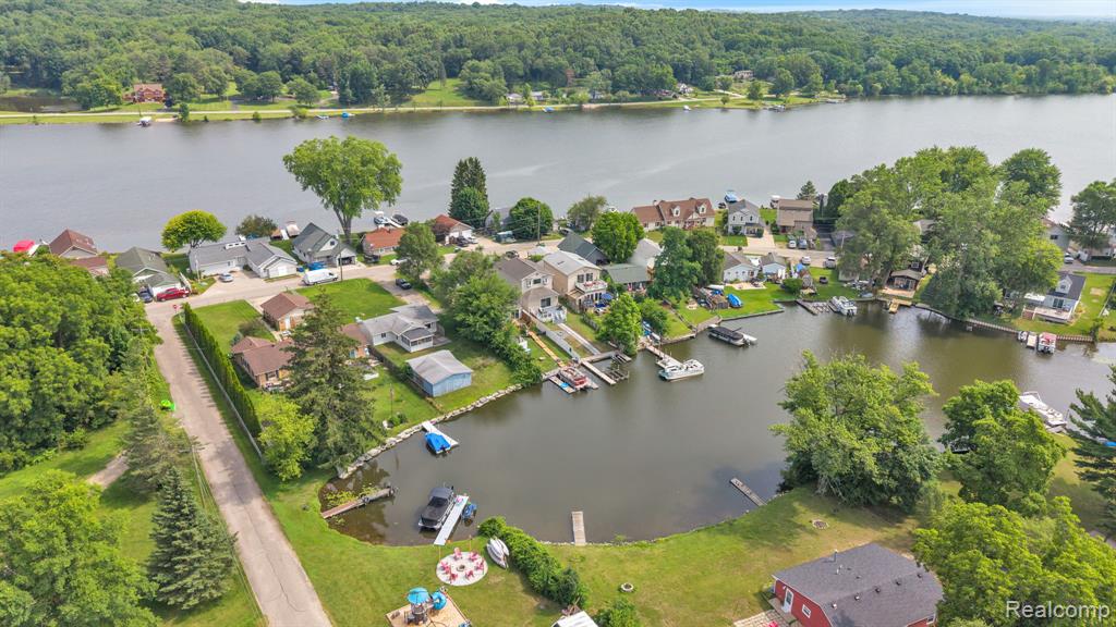 8963 Tackles Drive, White Lake, MI — Photo 54