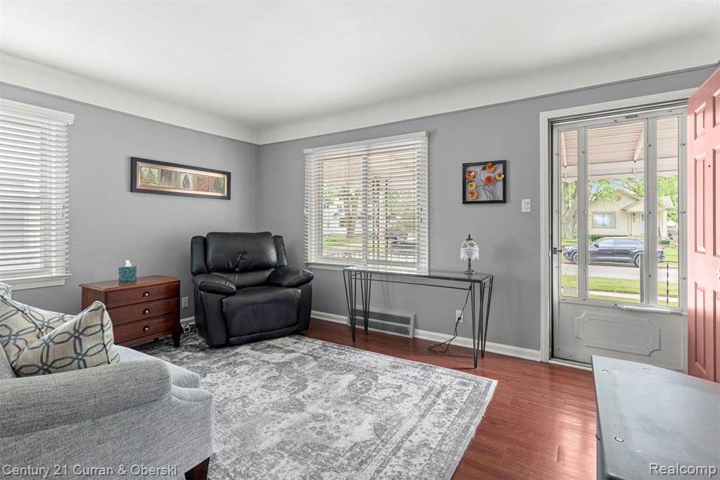 919 Whitcomb Avenue, Royal Oak, MI 48073 — Photo 4