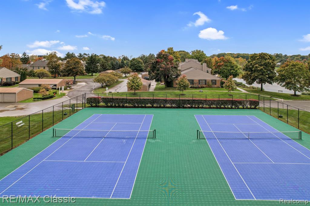 40041 CROSSWINDS, Novi, MI — Photo 38