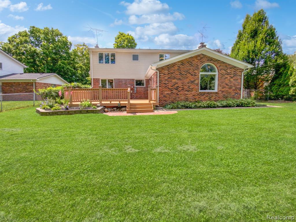 2887 BAYLIS Drive, Ann Arbor, MI 48108 — Photo 24