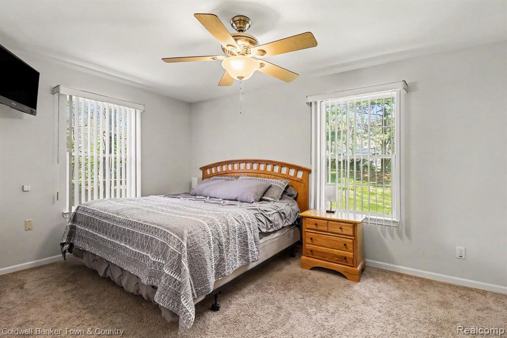 47083 Auburn Court, Utica, MI 48317 — Photo 12