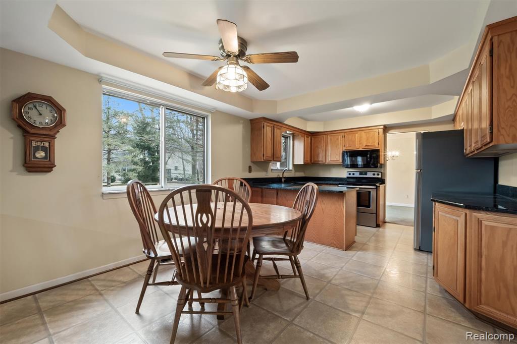52580 Southdown Road, Shelby Twp, MI 48316 — Photo 14