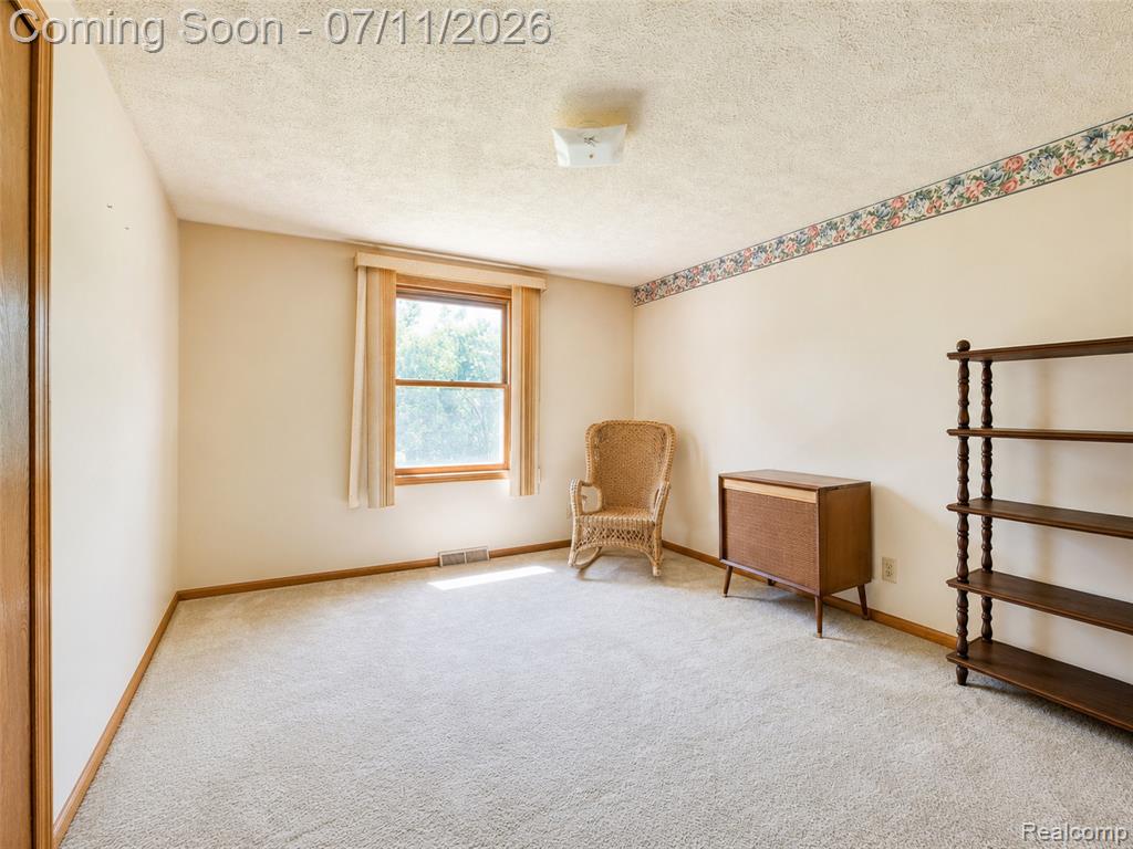 13129 Evelyn Court, Belleville, MI 48111 — Photo 22