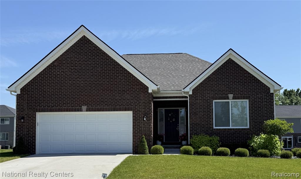 5603 Morgan Lake Drive, Clarkston, MI 48348