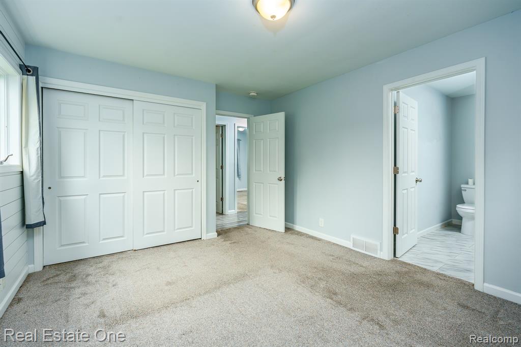 735 Columbiaville Road, Columbiaville, MI 48421 — Photo 15
