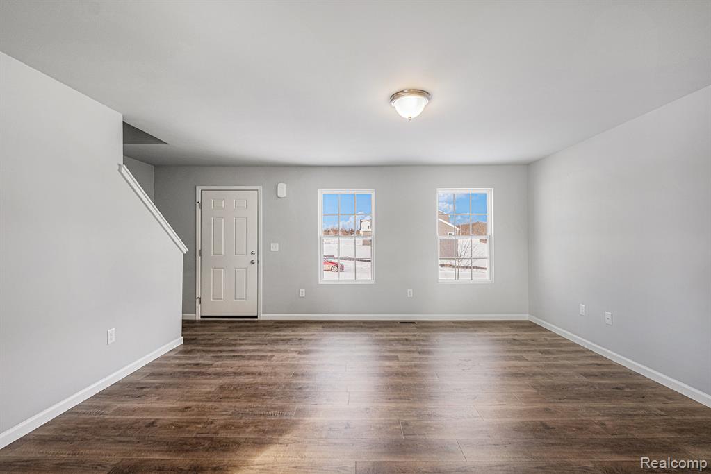114 Forest Way, Davisburg, MI 48350 — Photo 4