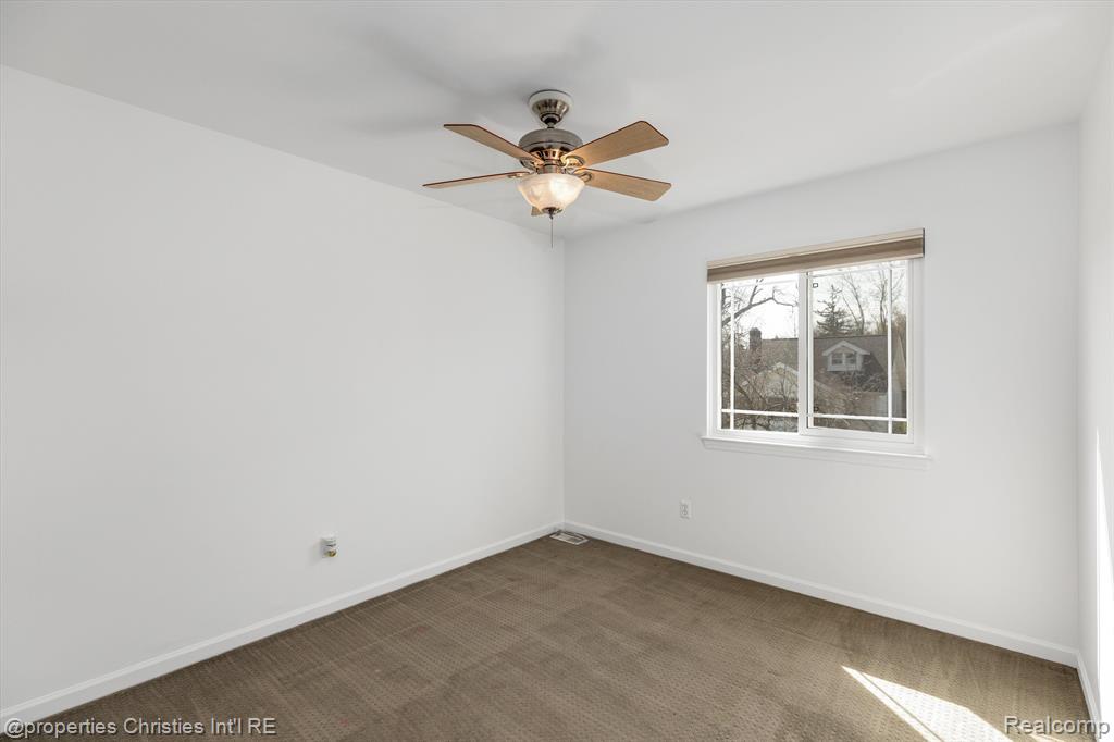 420 W TROY Street, Ferndale, MI 48220 — Photo 19