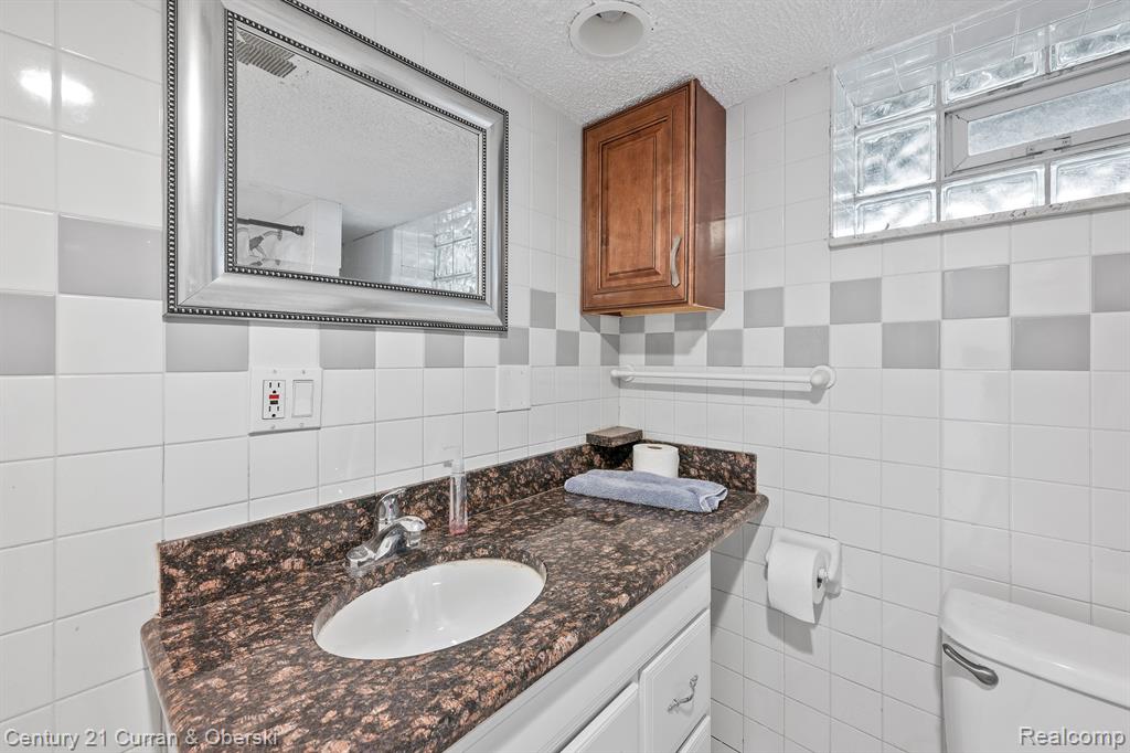 5667 Argyle Street, Dearborn, MI 48126 — Photo 25