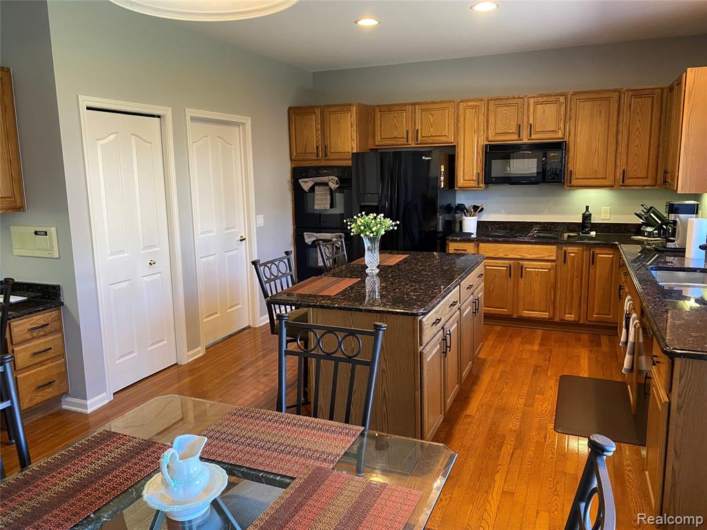 721 Enchantment Drive, Rochester Hills, MI 48307 — Photo 12