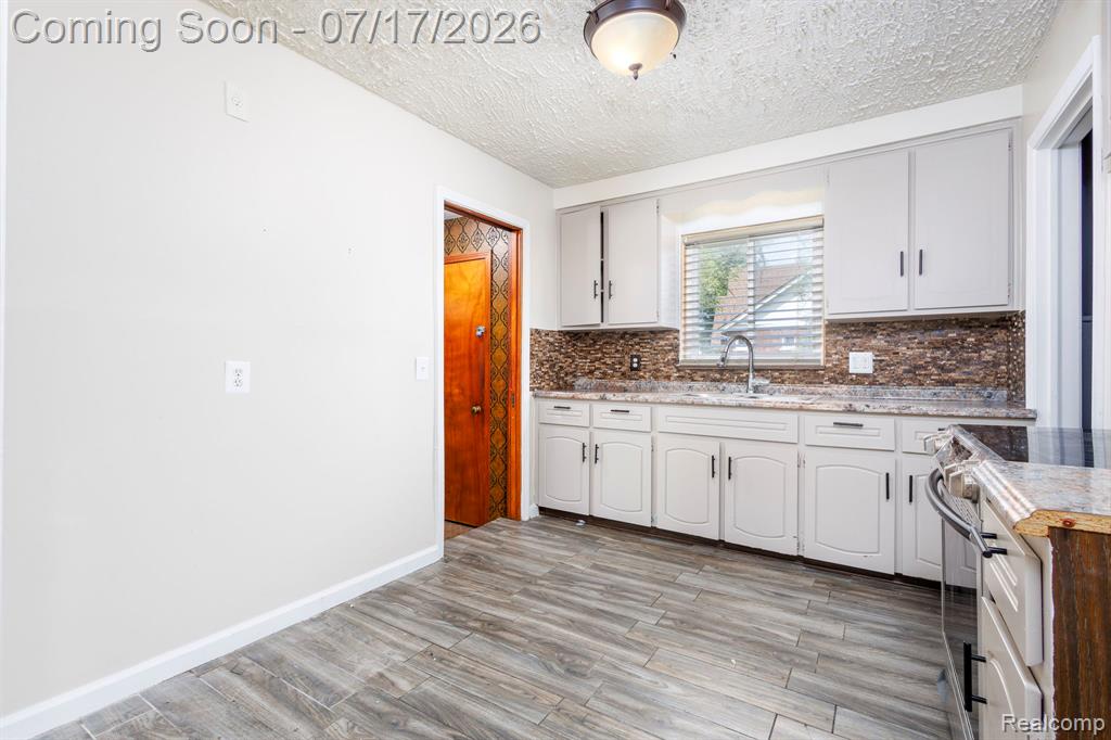 8360 FREDA Street, Detroit, MI 48204 — Photo 13