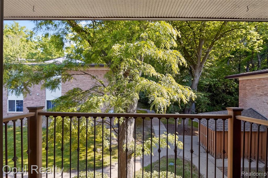 1237 Island Drive, 203, Ann Arbor, MI 48105 — Photo 27
