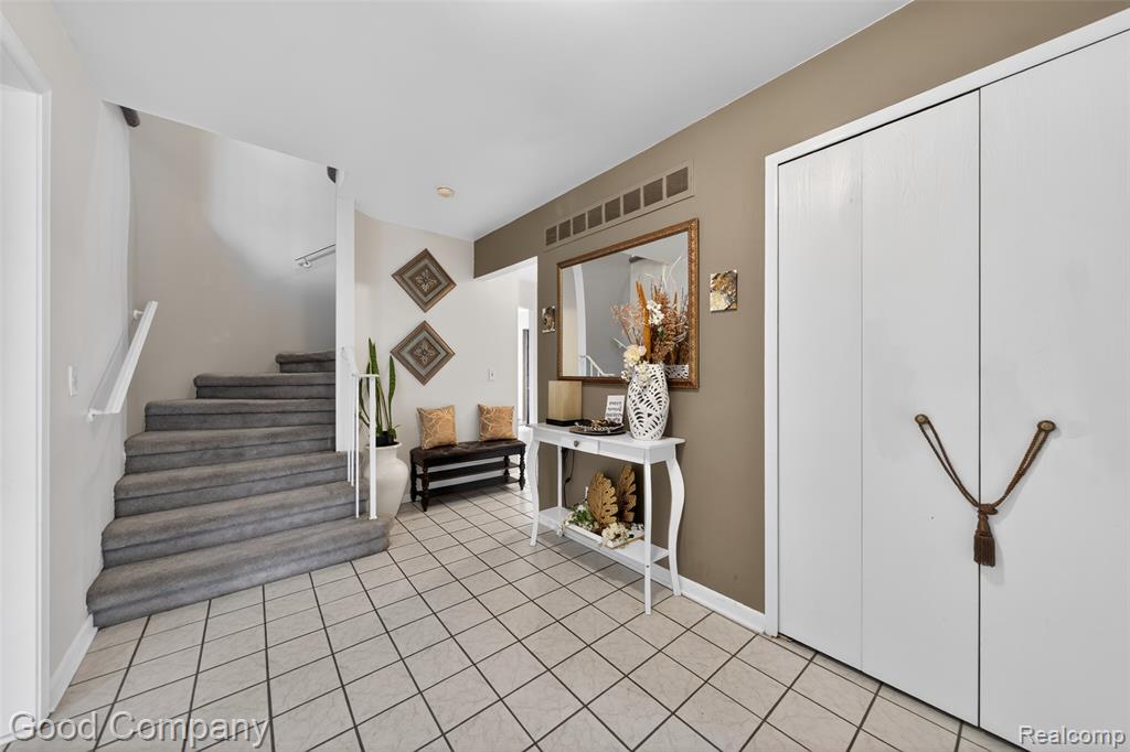 39423 Baroque Boulevard, Clinton Twp, MI 48038 — Photo 11