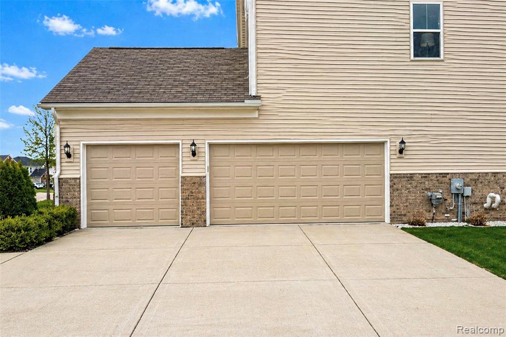 30065 Braeburn Street, New Hudson, MI 48165 — Photo 94