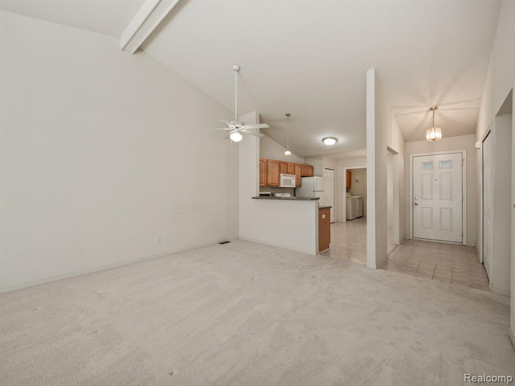 41168 BERMUDA Drive, Sterling Heights, MI 48314 — Photo 5