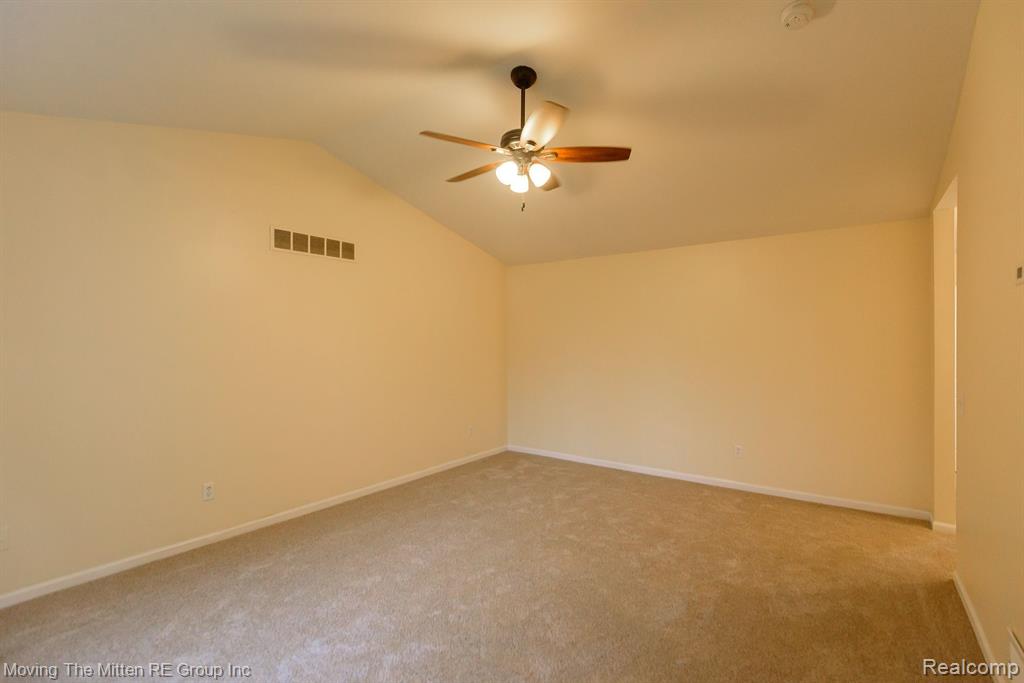 9084 W WALDEN Drive, Van Buren, MI 48111 — Photo 27