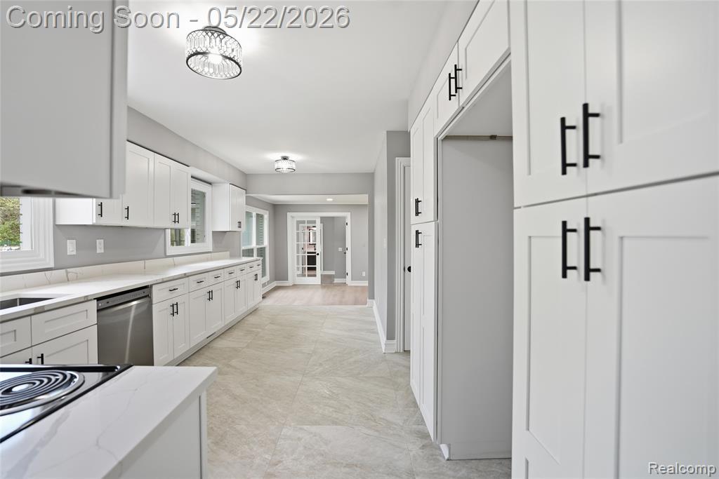 53568 Wolf Drive, Shelby Twp, MI 48316 — Photo 29