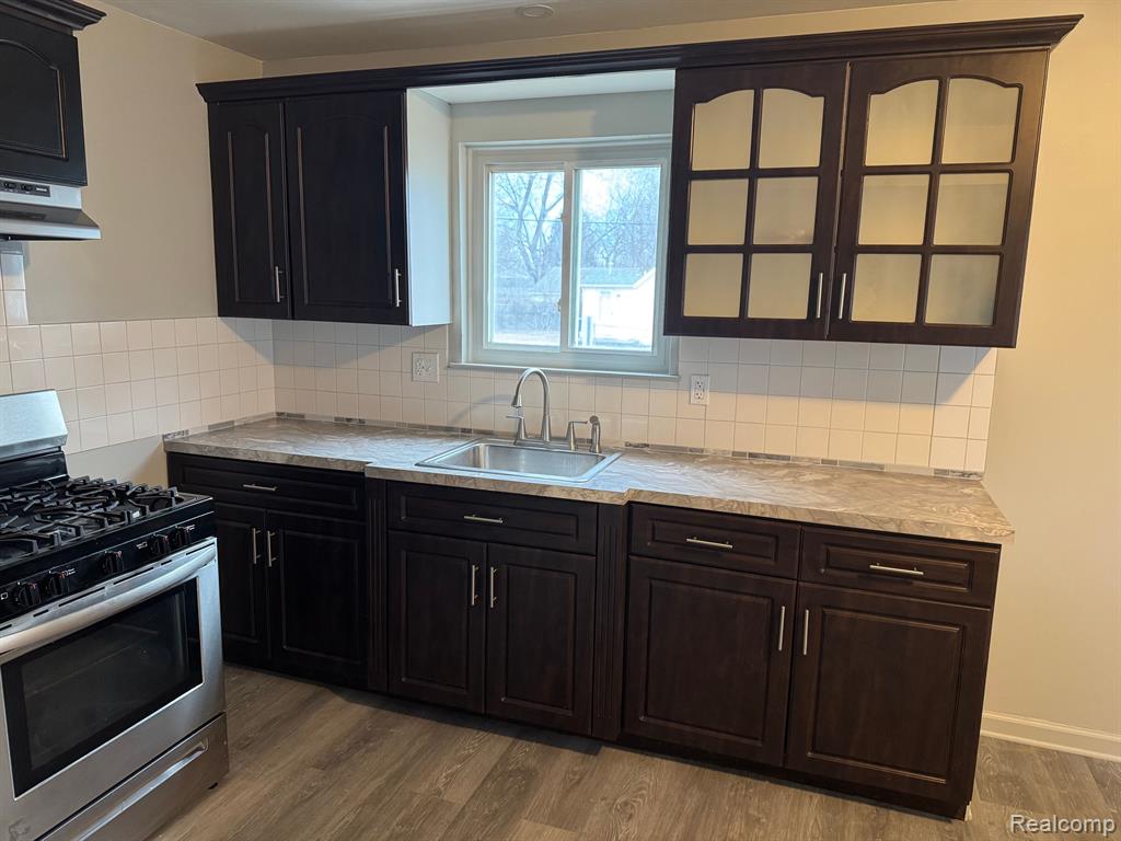 8739 REPUBLIC Avenue, Warren, MI 48089 — Photo 8