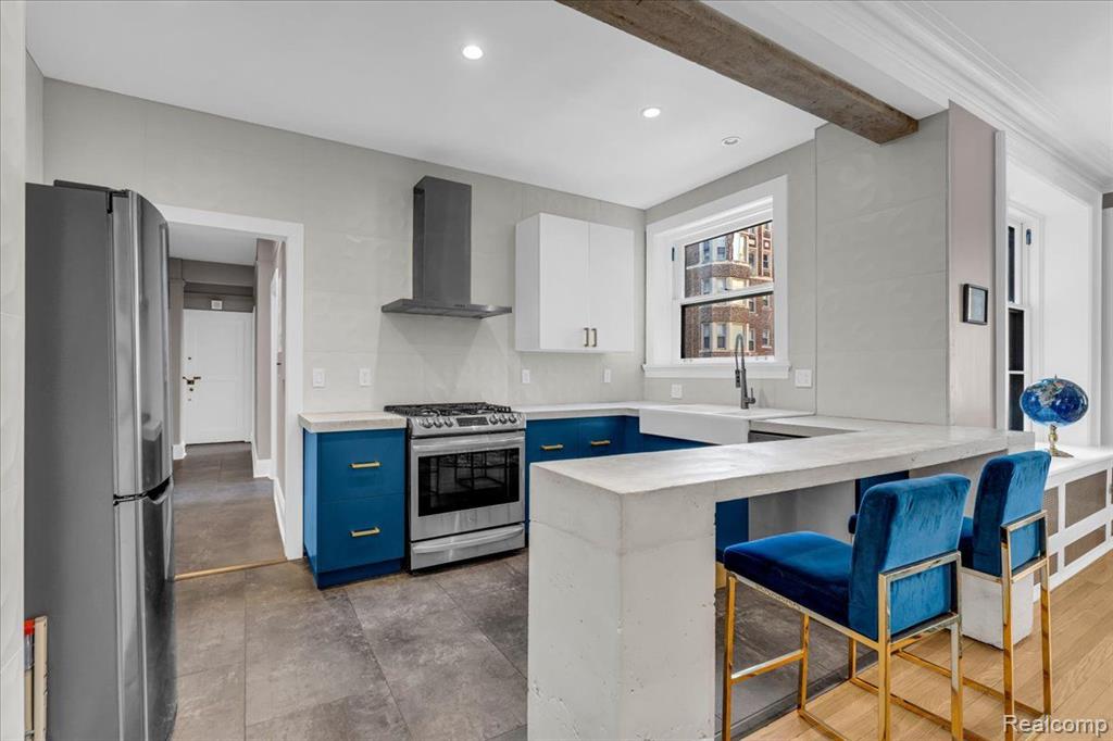 8120 E JEFFERSON Avenue, 3F, Detroit, MI 48214 — Photo 6