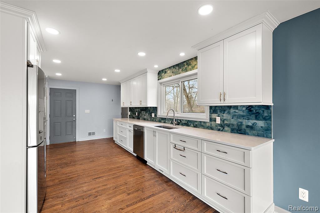 3105 Hickory Ridge Drive, Ortonville, MI 48462 — Photo 18