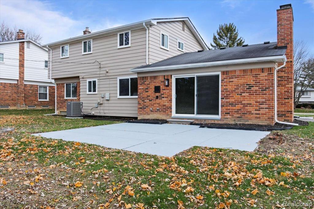 6958 HEATHER HEATH, West Bloomfield, MI — Photo 38