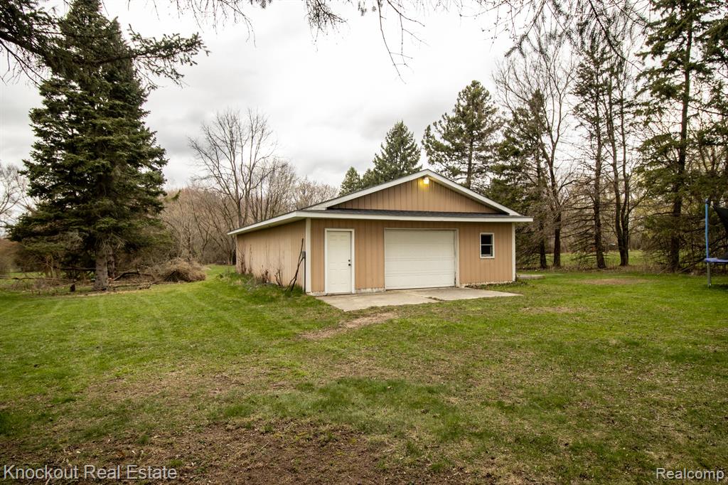 8445 ILENE Drive, Clio, MI 48420 — Photo 33