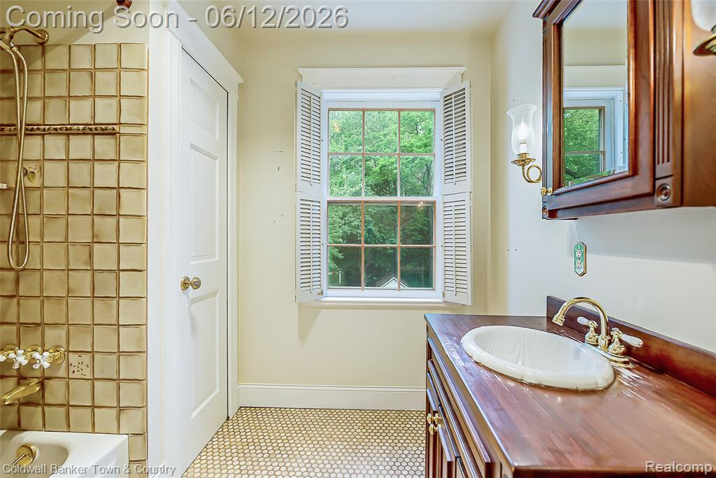 10196 Faussett Road, Fenton, MI 48430 — Photo 41